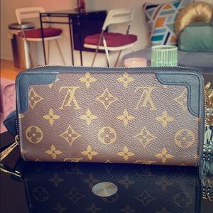 Zippy Louis Vuitton wallet Monogram